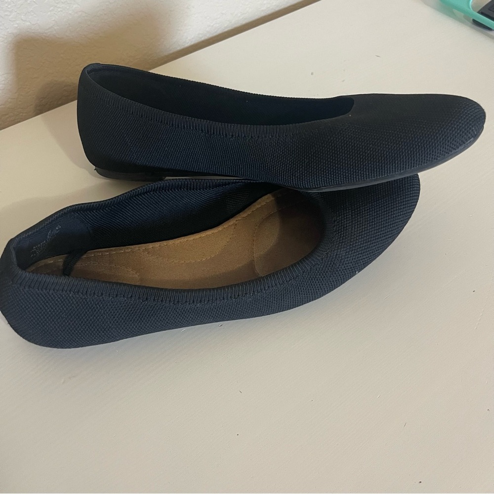 Old Navy Navy Blue Women's Flats